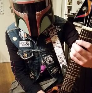 Meet your Posher, Justin